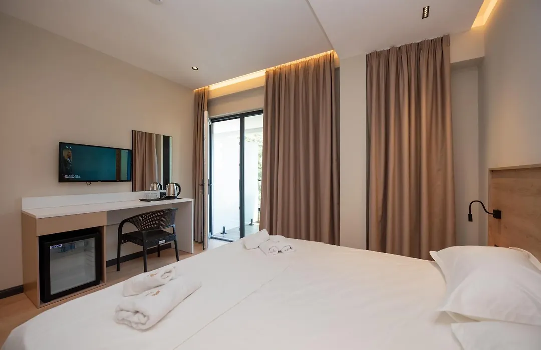 Calma Boutique Hotel-1